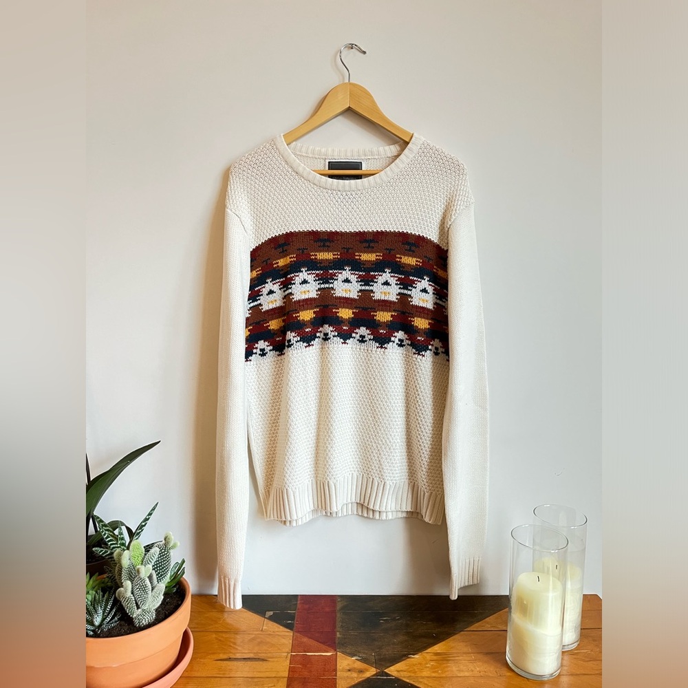 URBAN HERITAGE KNIT SWEATER